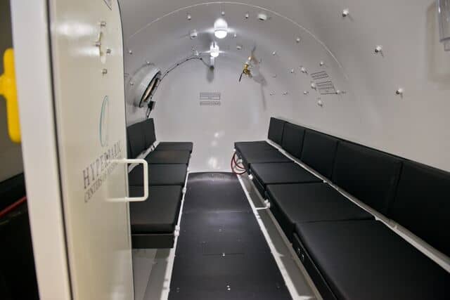 Military Hyperbaric Oxygen Therapy